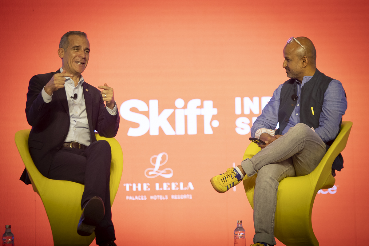 Eric Garcetti, U.S. Ambassador to India (left), and Skift CEO Rafat Ali. 